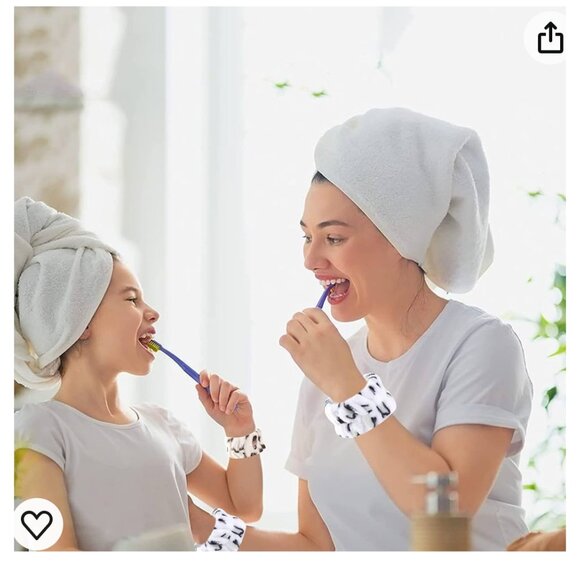 Face Washing Wrist Bands Fun Cheetah Print 8 PCS (4 pairs) (SKU: 28MI) - Picture 7 of 8